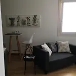 H1 Bzerohome Apartament *